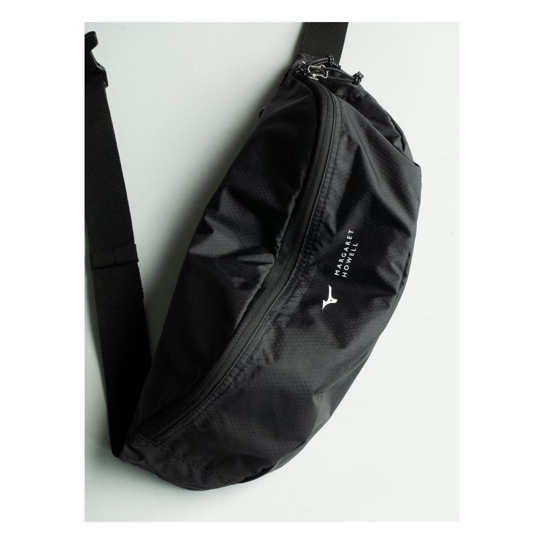 MIZUNO x MARGARET HOWELL - WAIST POUCH NYLON RIPSTOP (BLACK)