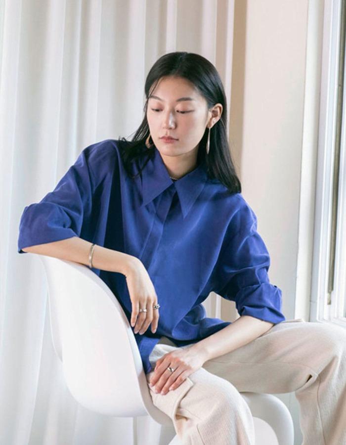 YM Store) Blue Shirt