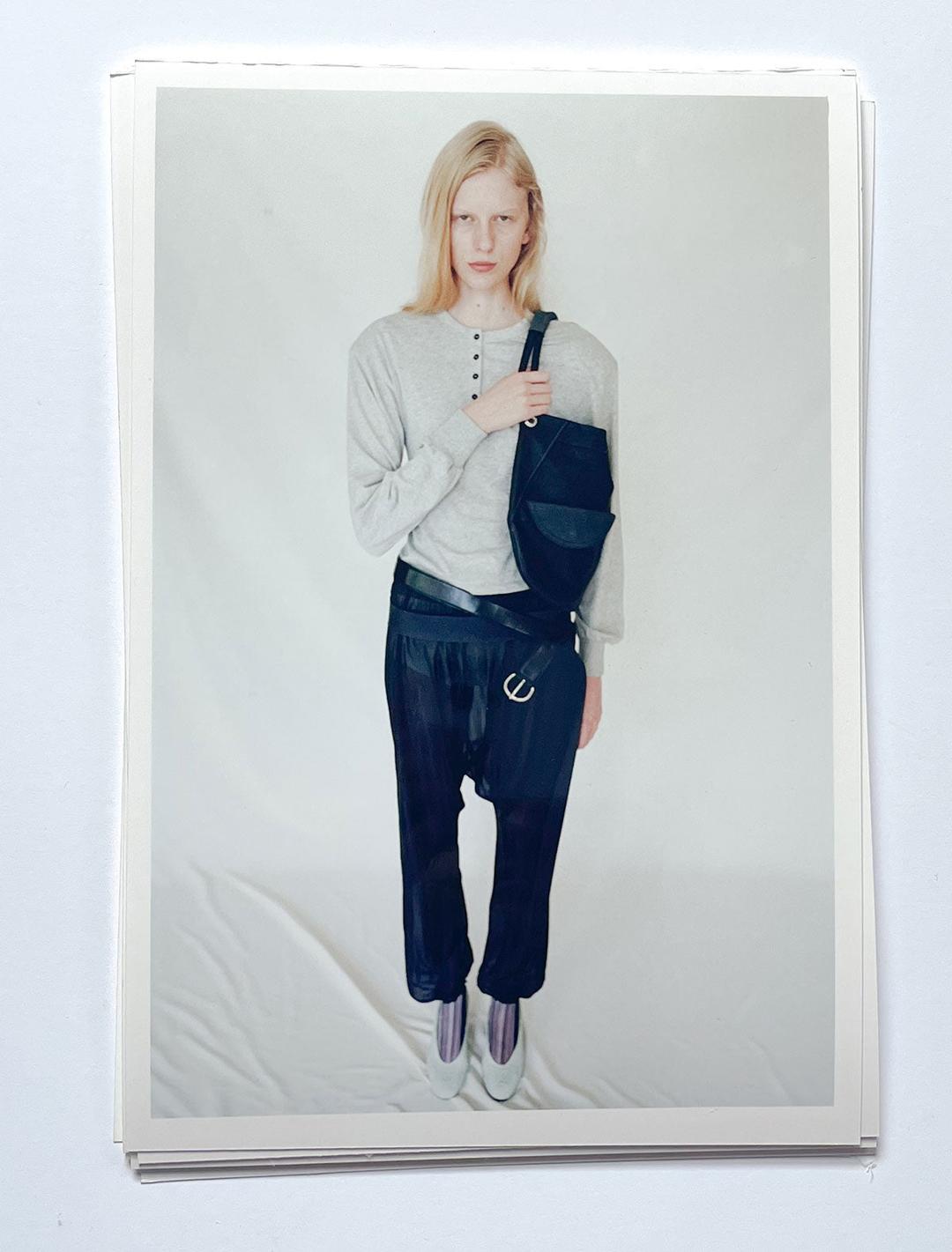 RYNO-Grey long-sleeve top with a henley neckline and removable shoulder pads