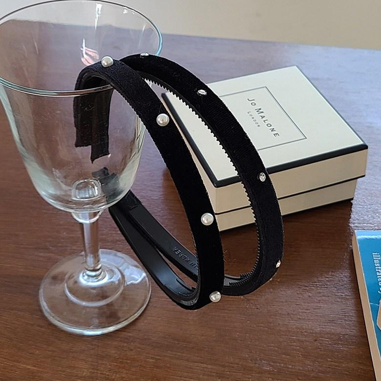 [블링살롱made/국내제작] 마리 귀안아픈 얇은 플라스틱 벨벳큐빅머리띠 벨벳진주 빗살 머리띠 2타입