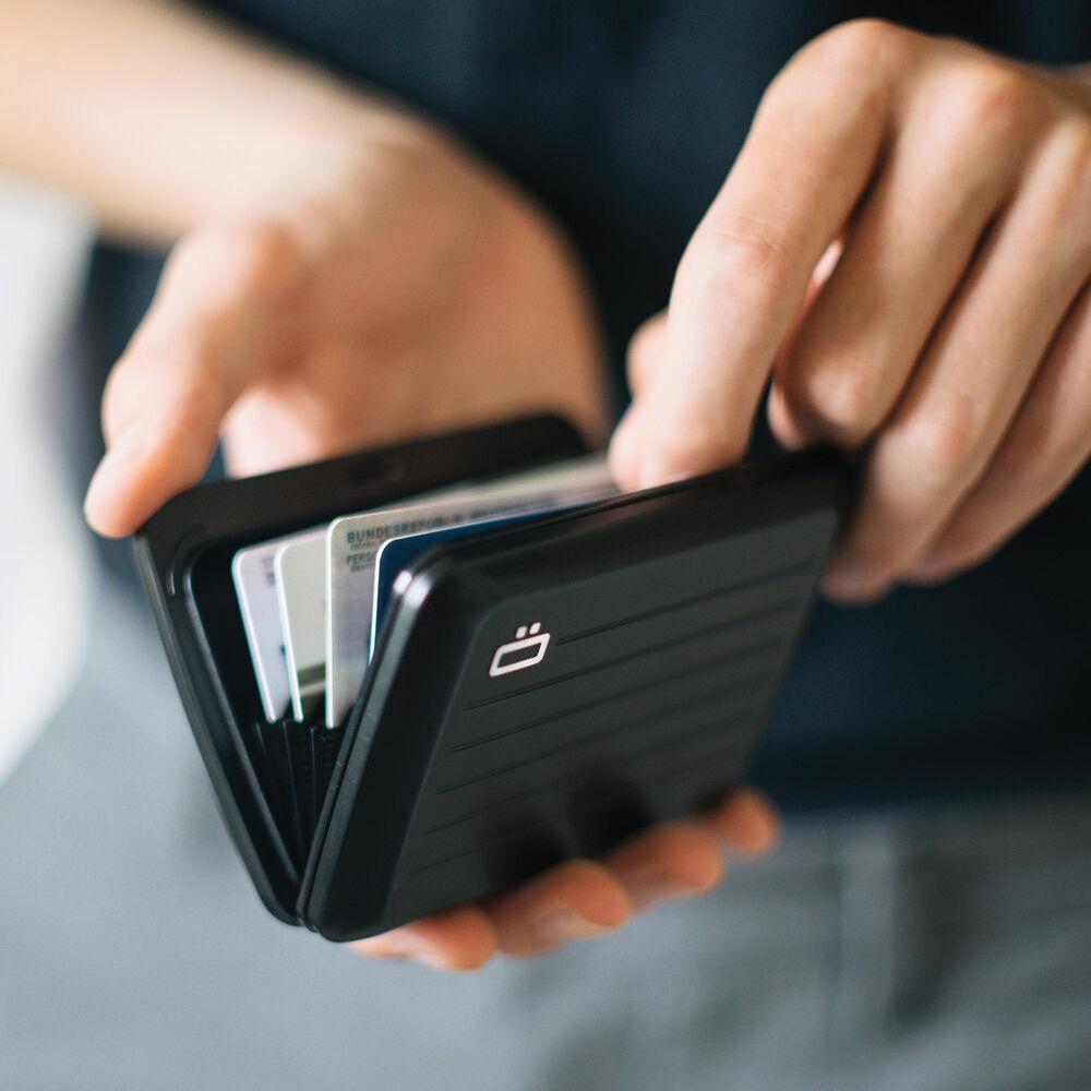 오곤 알루미늄지갑 스톡홀름V2(블랙)