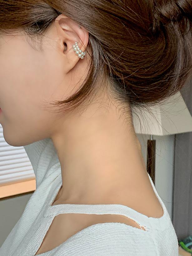pearl set ear cuff
