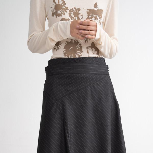 Stripe Unbalanced Midi Skirt (Charcoal/2size)