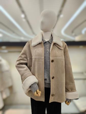 이런 상품 어때요? 리스트[겨울] 퍼 칼라 스웨이드 무스탕 재킷  TWUJKP8203