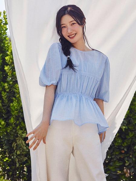 [온앤온] 쉬어 볼륨 소매 블라우스 NEW5MB614