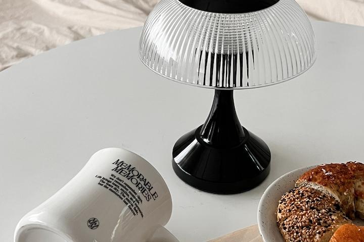 베닛 머쉬룸 무선 충전식 LED 단스탠드 조명 (빛색상/밝기 조절)