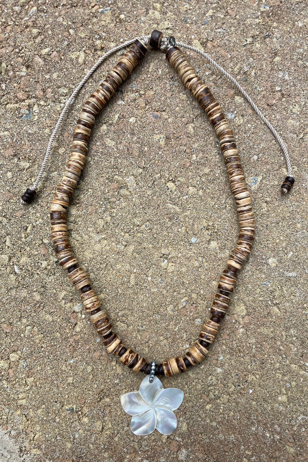 Plumeria Wood Necklace | Metallic Blue