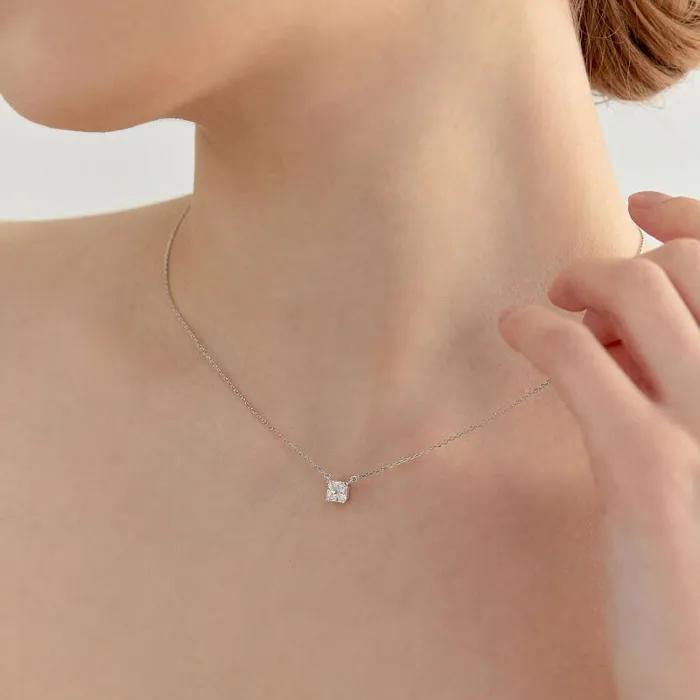 MGKELNE004 켈리 래디언트 스터드 목걸이