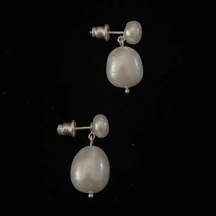 Double pearl drop earrings