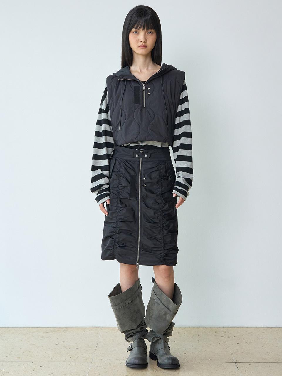 Utility Shirring Zip Skirt [Black]