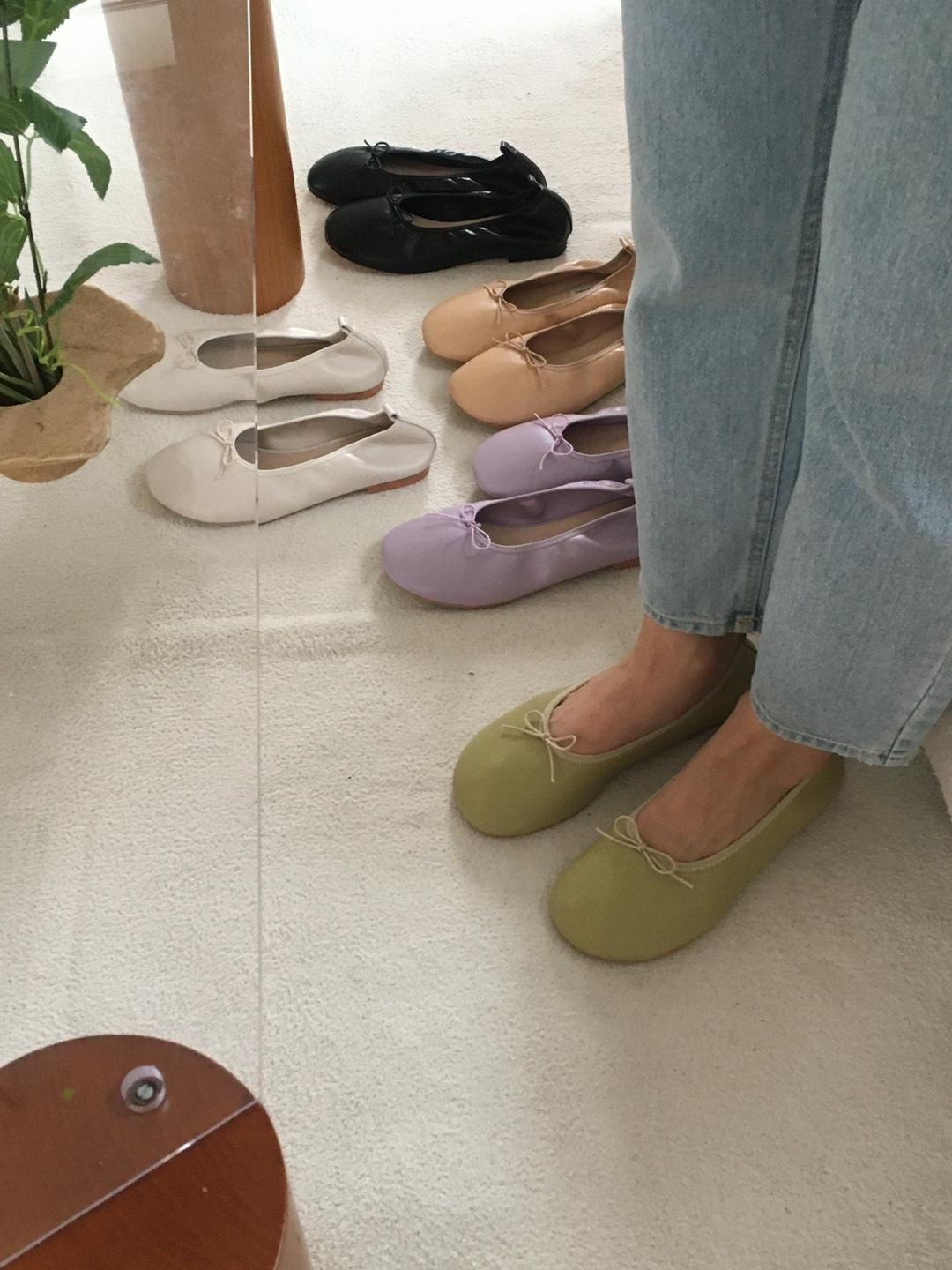 round ribbon flat shoes (5color) (2/20까지 5%할인)