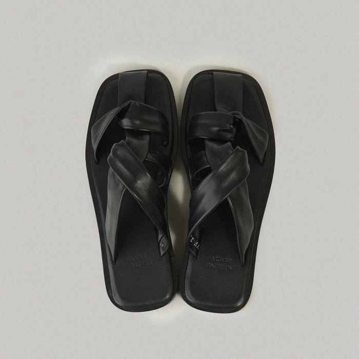 [일부옵션 6차 6/18예약배송] 위브 샌들_black