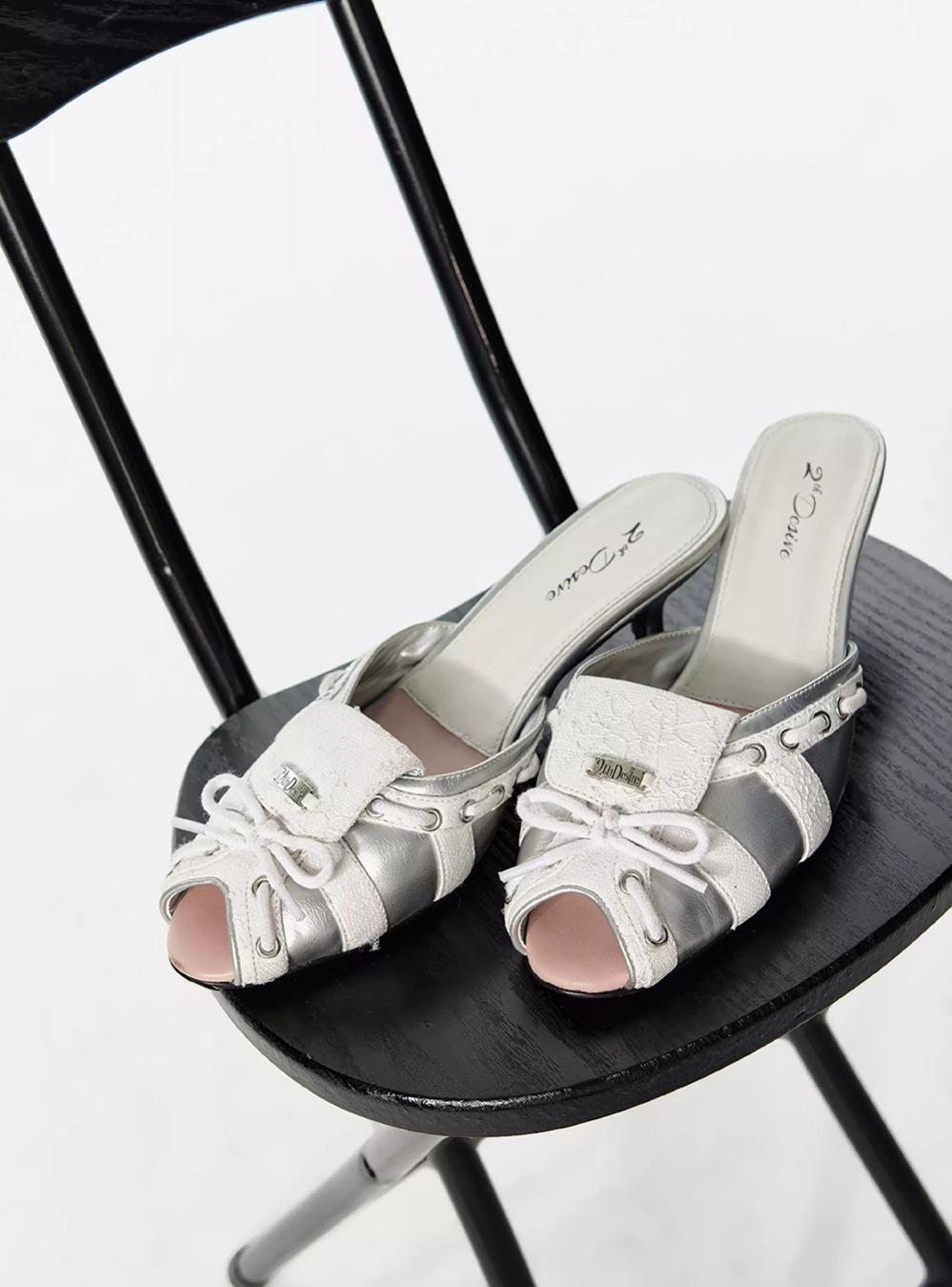 Strappy Color Block Lace Kitten Heel Sandals (2color)