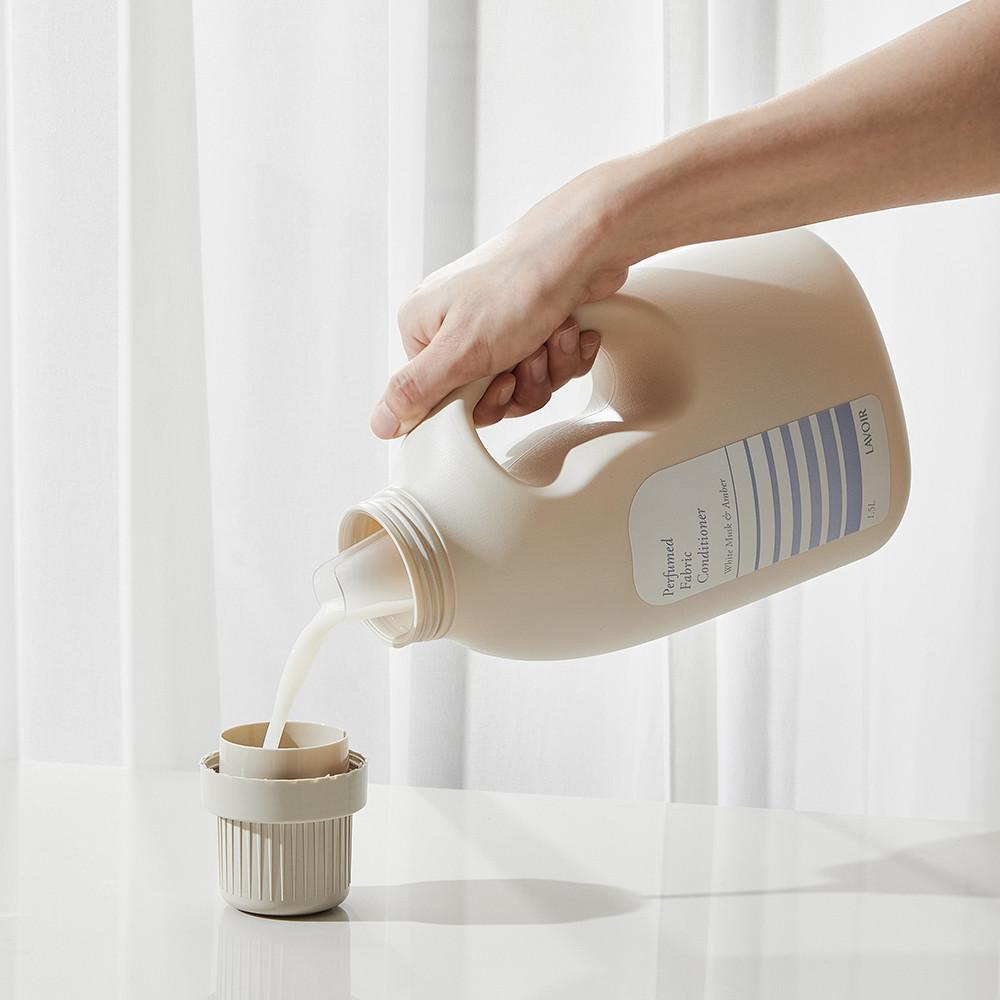 [도착보장] 라브아 초고농축 비건 퍼퓸 섬유유연제 1.5L (3종 택1) 화이트머스크&앰버