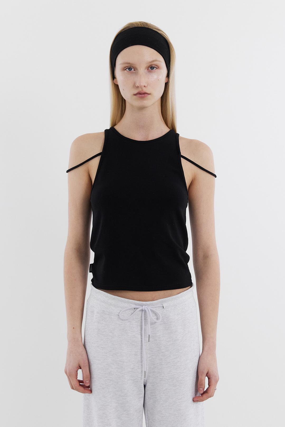 OFF STRING SLEEVELESS / BLACK