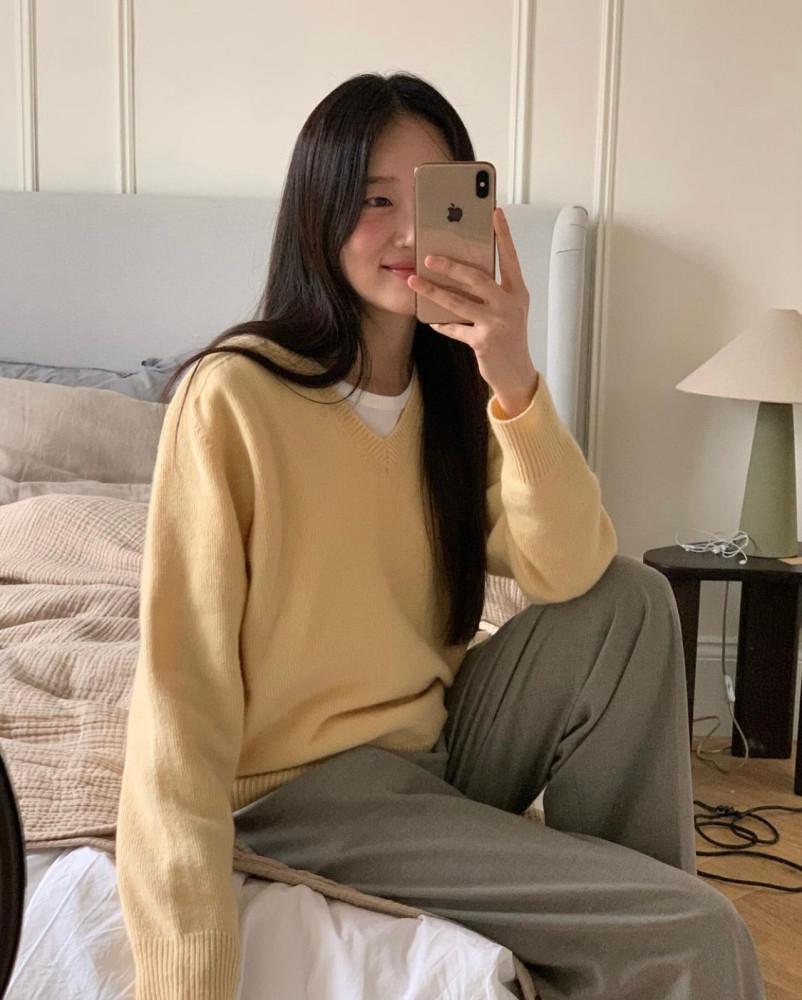 JINSIM 진심 뎁스 홀가 스웨터 캐시미어 브이넥 긴팔 니트 4colors