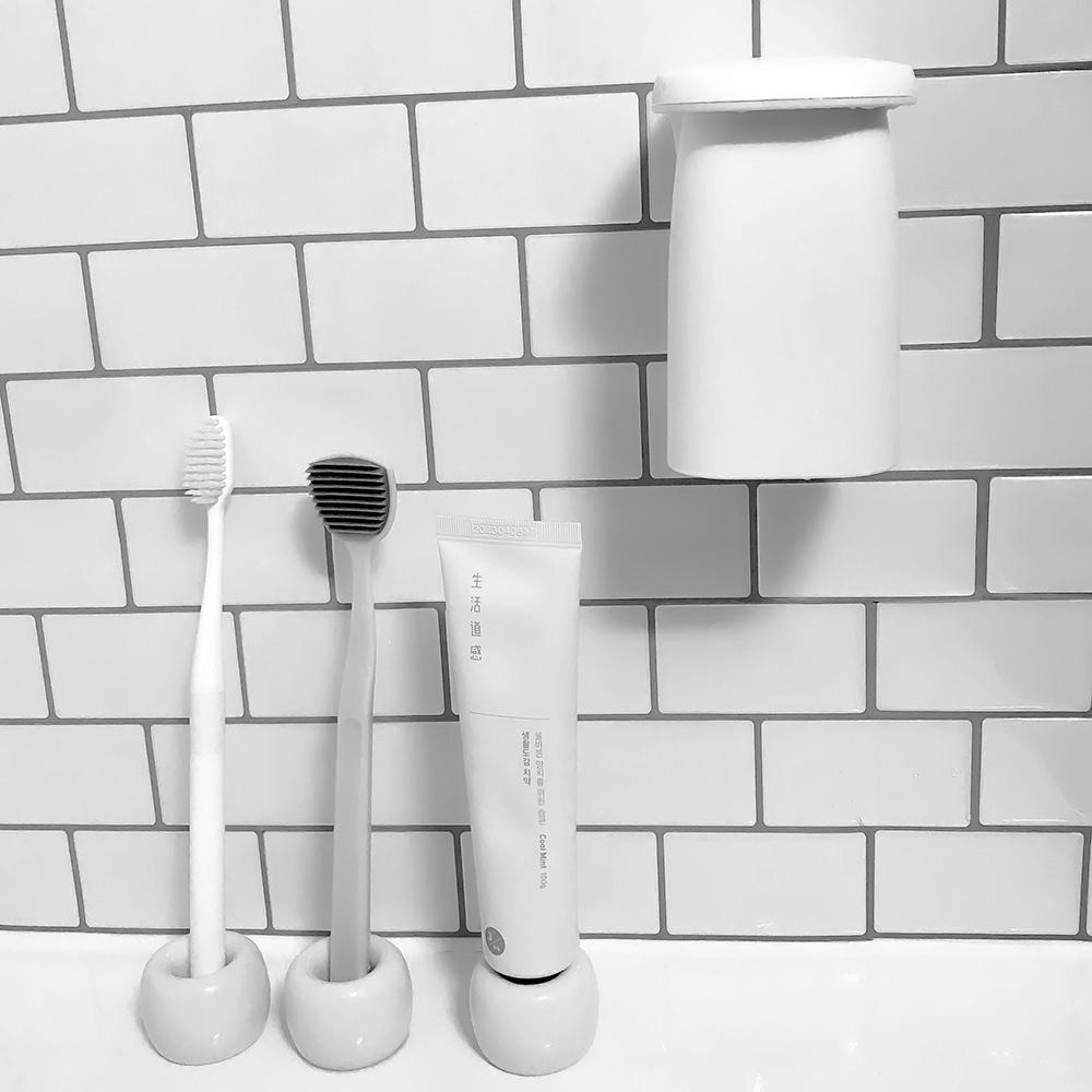 거꾸로 자석 양치컵/ 칫솔컵 흡착식 컵