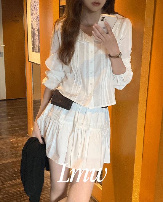 메리어라운드 [간절기][가을신상🍁][l.m.w] 레이스 프릴 카라 블라우스 (bl)