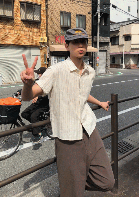 포이르 스트라이프 크롭 셔츠