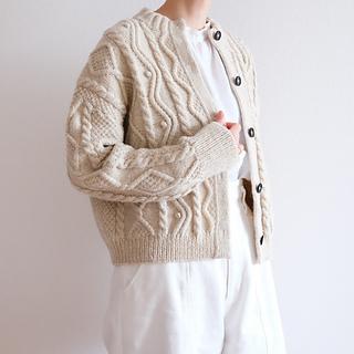Diamond aran cardigan pattern by HELLO, HYGGE LIFE