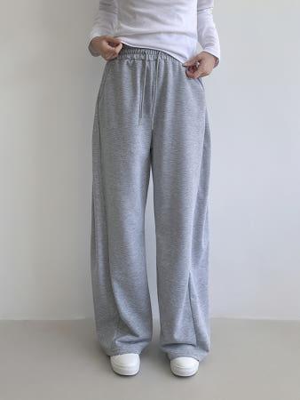 이런 상품 어때요? [숏롱/2기장] 핏예쁜 사이드핀턱 스트릿 주름 와이드 트레이닝 팬츠