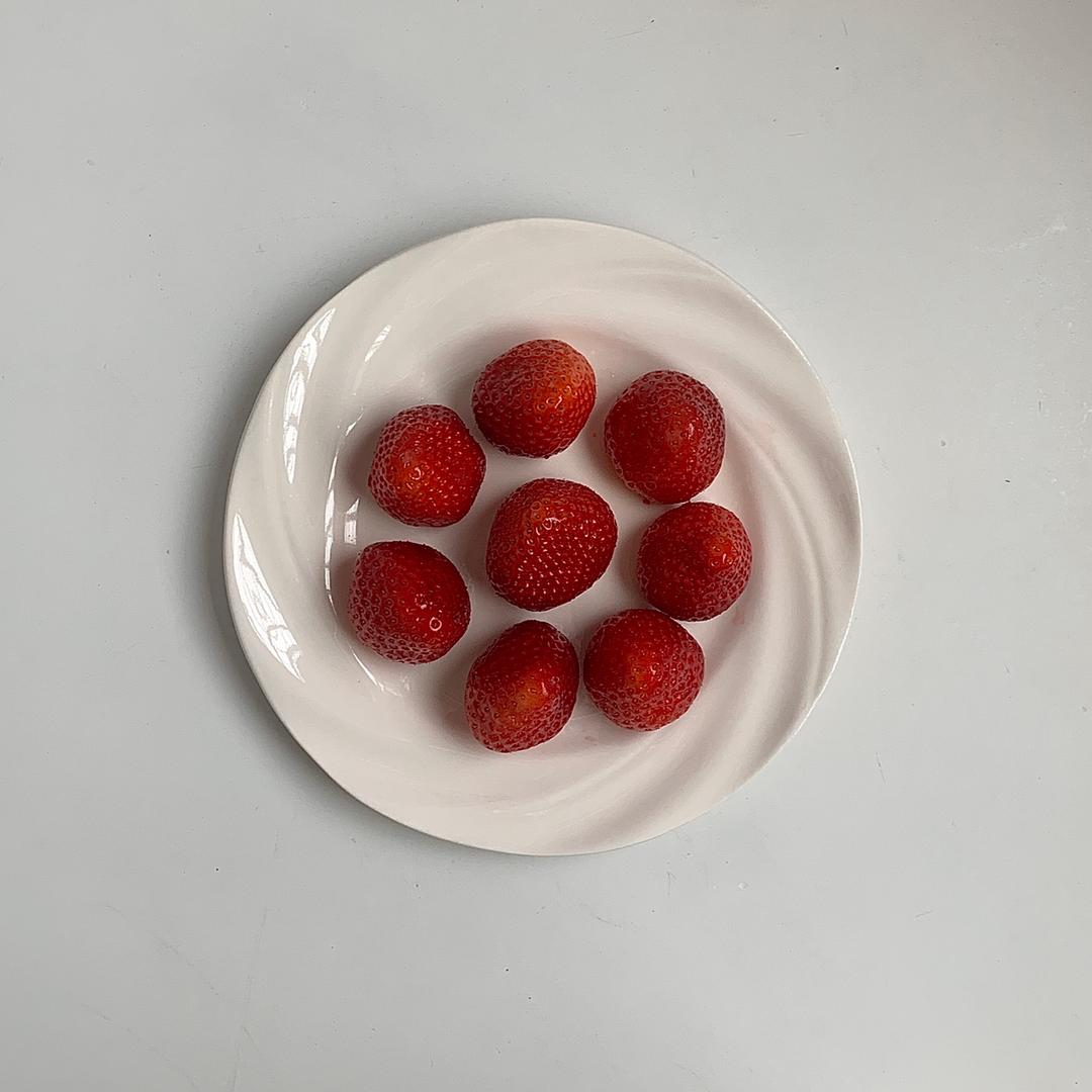 스월링플레이트 물결접시 화이트디저트접시 과일플레이팅