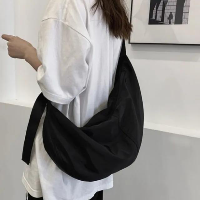 [1+1할인/신상] 남녀공용 호보백 방수 반달 크로스백 2color