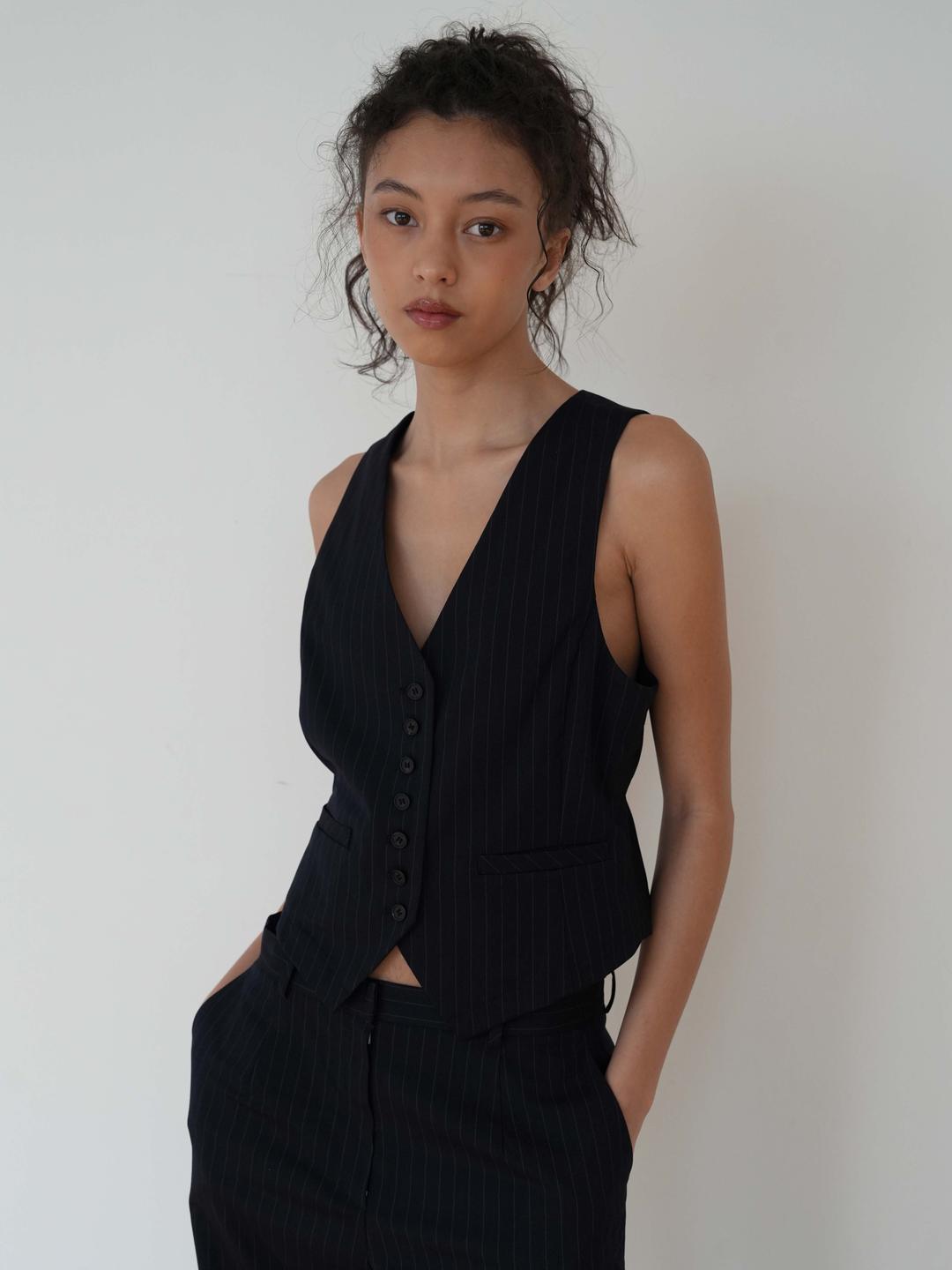 NAVY HALO STRIPE VEST