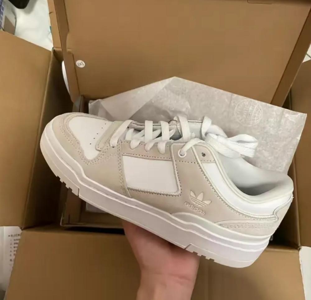 아디다스 포럼 럭스 로우 베이지 화이트 그레이 제니 로제 지수 신발 운동화 여자 우먼스