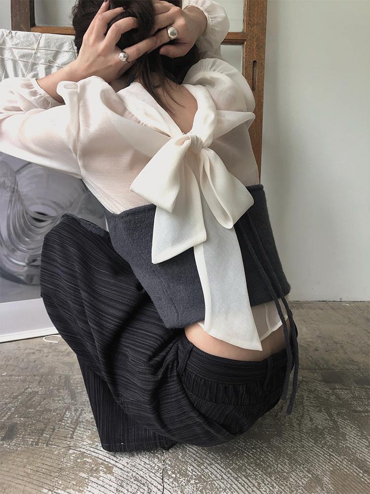 Pantania veil scarf bl