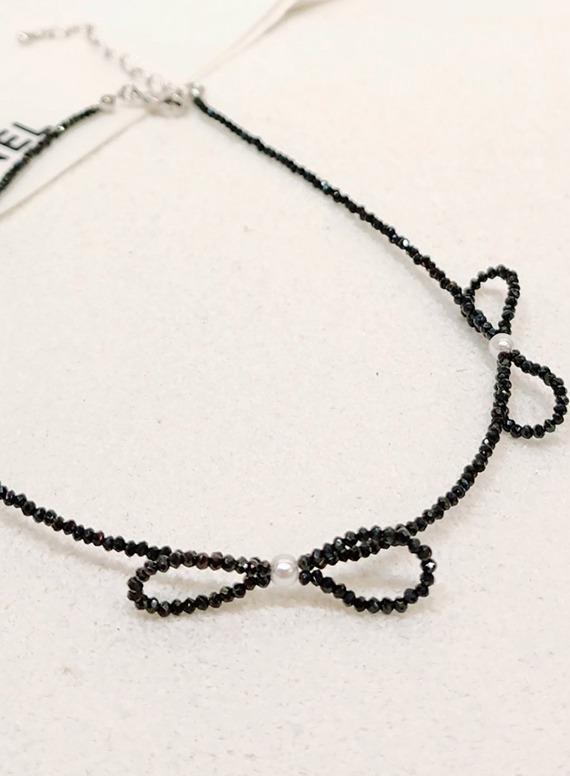 리본 비즈 목걸이