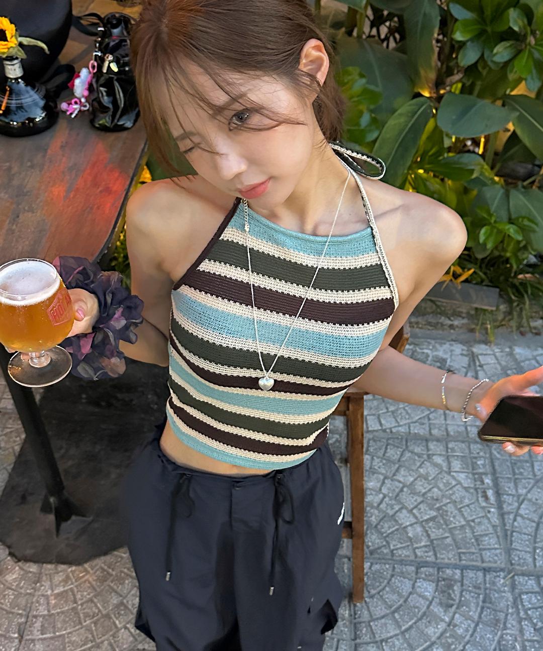 밍피스 피피 스트라이프 배색 크롭 백리스 홀터 나시