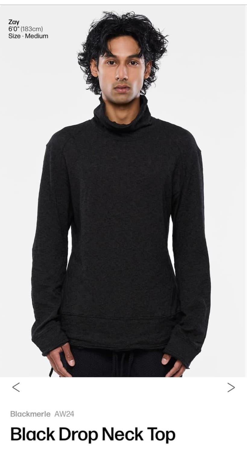 Blackmerle 드롭넥 슬리브 | 후루츠패밀리