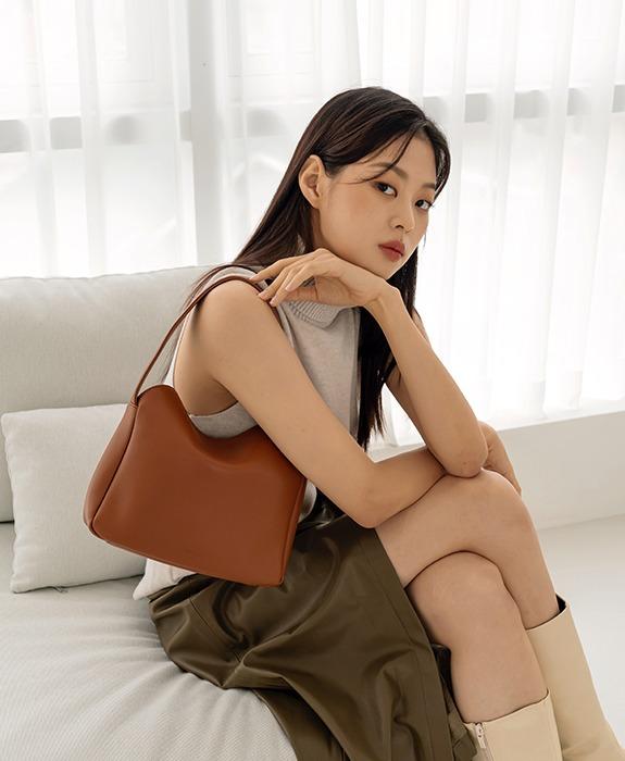 [뤼에르] A.R.C. Tote Bag - Brown