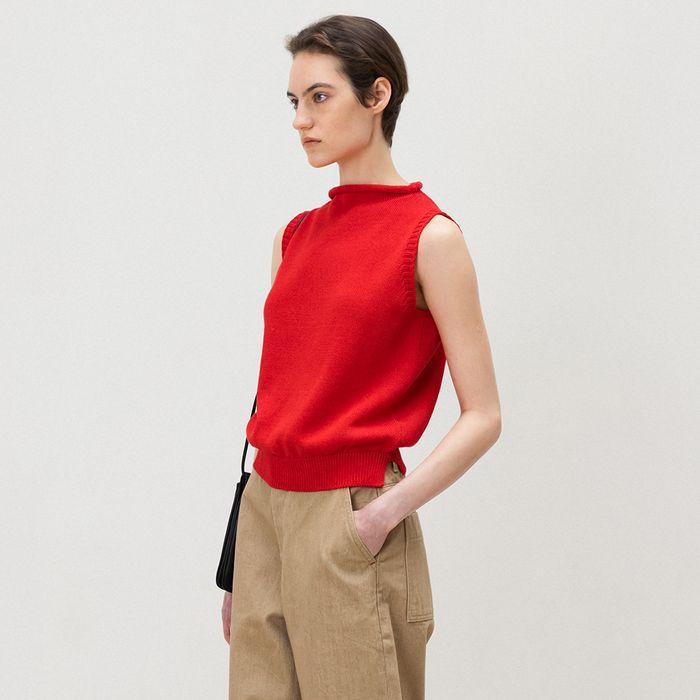 Cannoli Sleeveless Knit in Red