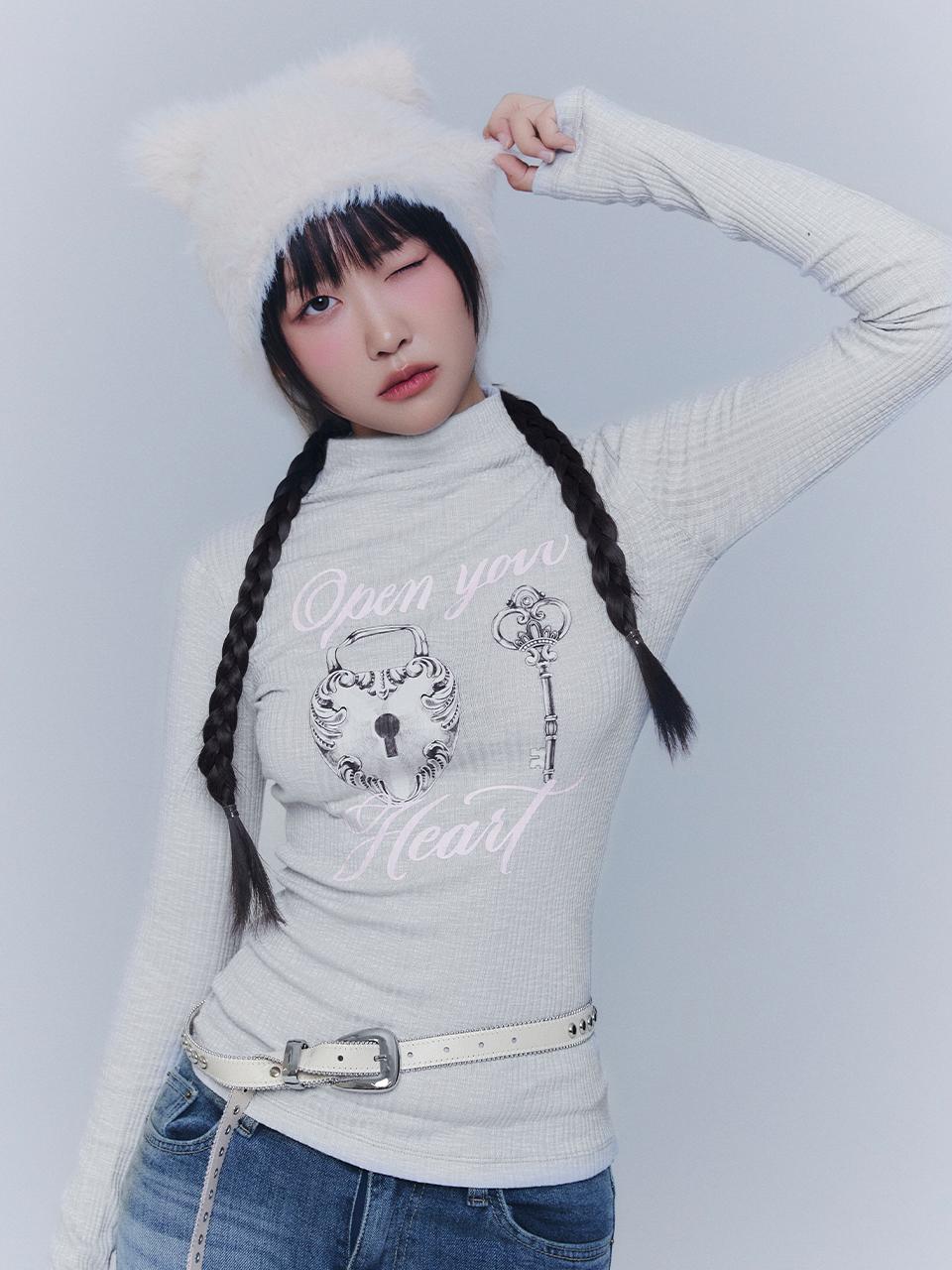 오픈 유어 하트 터틀넥 티셔츠 - 그레이(OPEN YOUR HEART TURTLENECK T-SHIRT - GRAY)