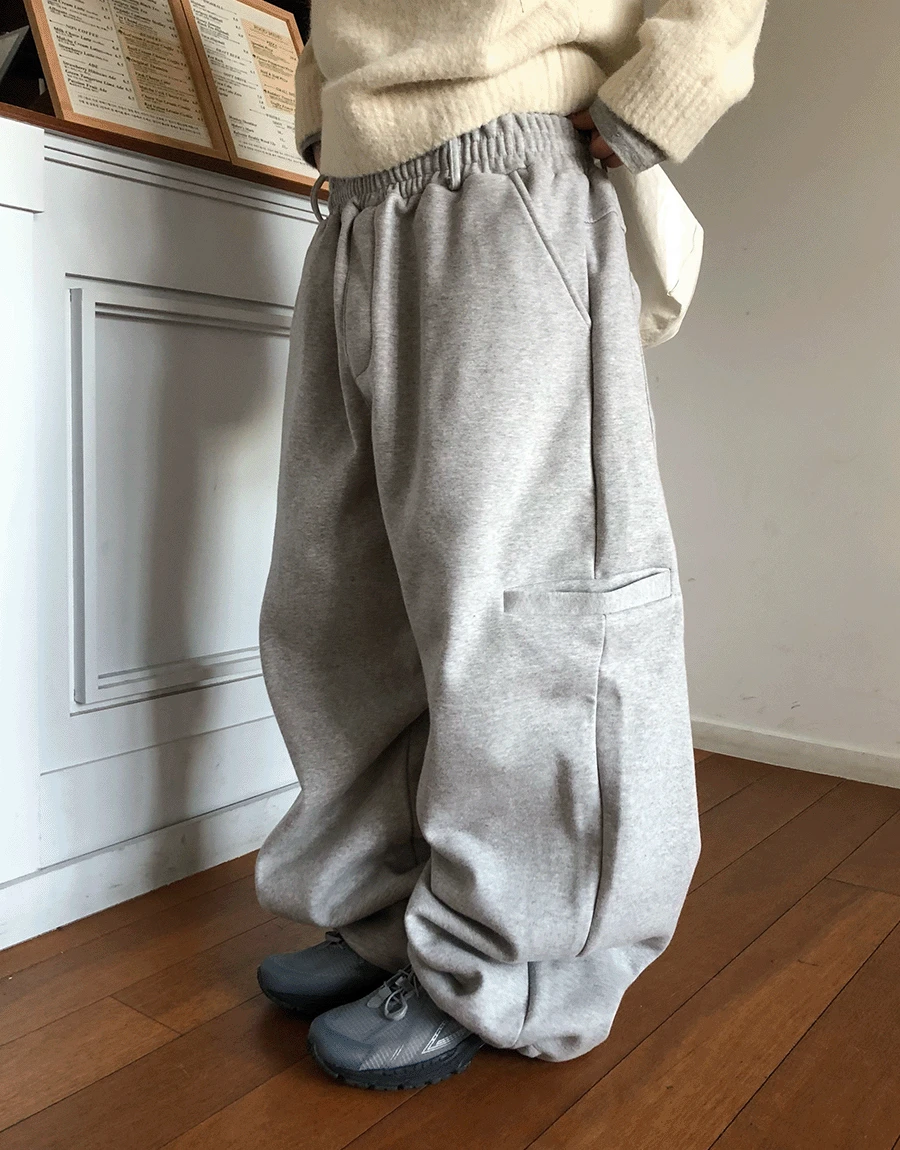 [기모] 너츠 웰트 카고 스웻 팬츠 (2color)