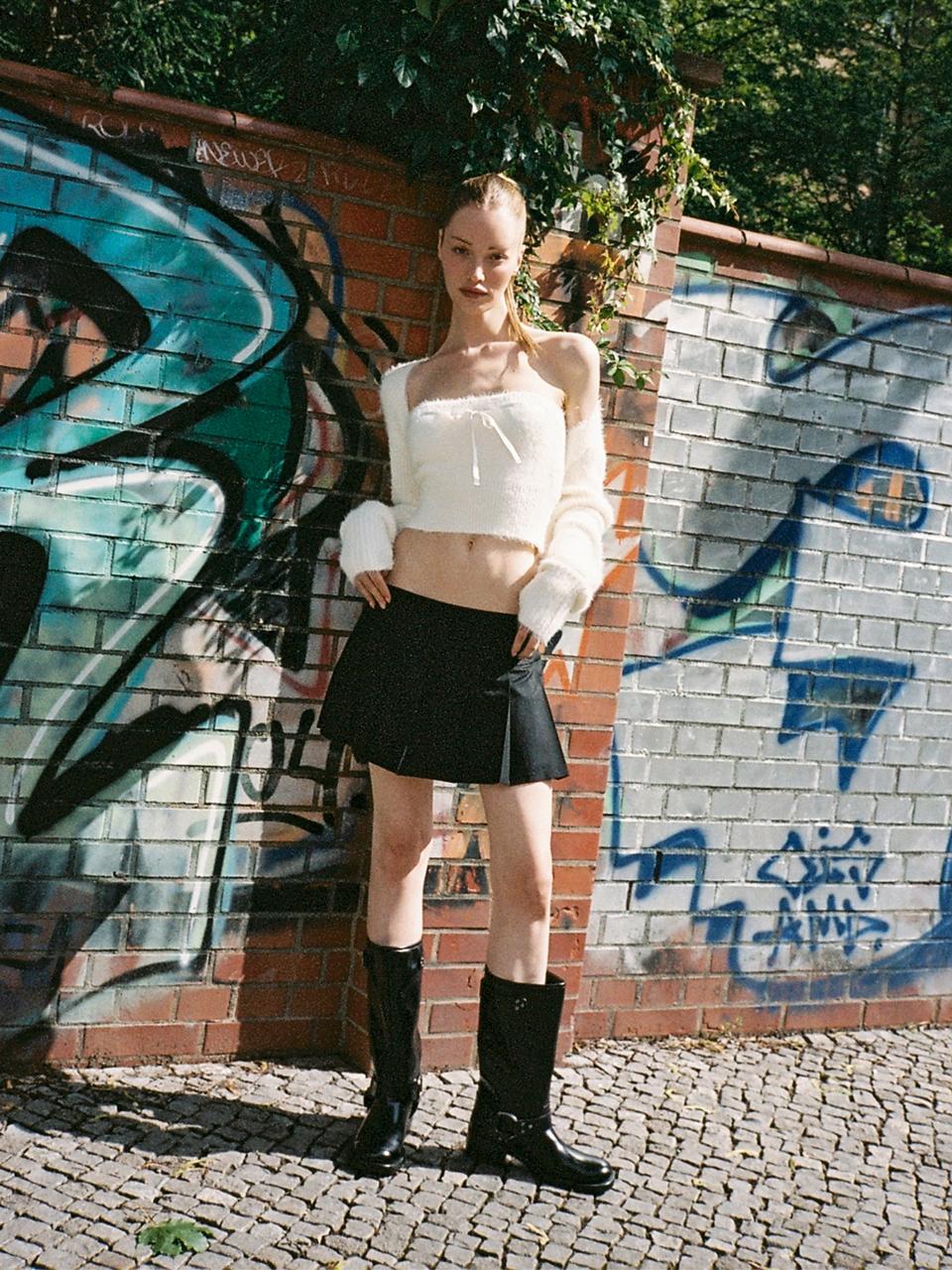 [9/8 예약배송] Gigi skirt (Black)