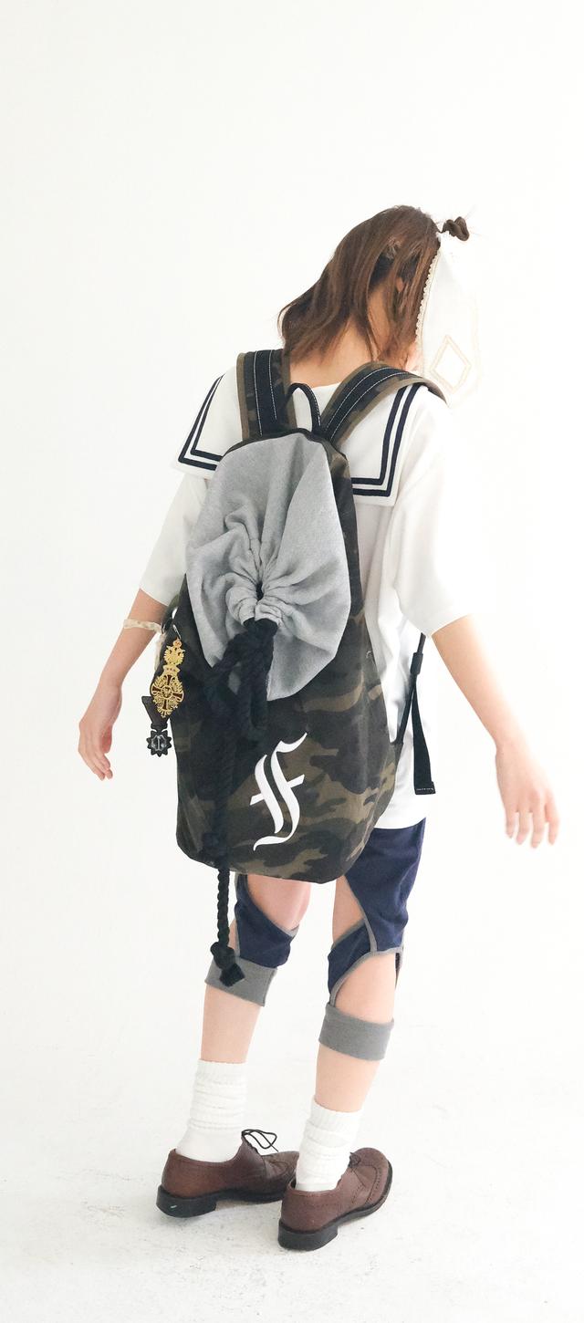 ★fa.er.ie★pad shoulder raglan half top (beige)★韓国送料込 페어리 FA.ER.IE [fa.er.ie] pad shoulder raglan half top