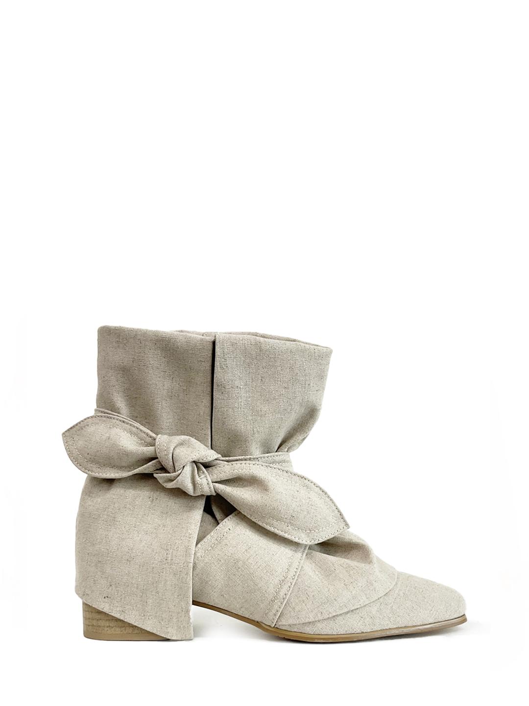 Tied-Up Linen Wrinkle Boots