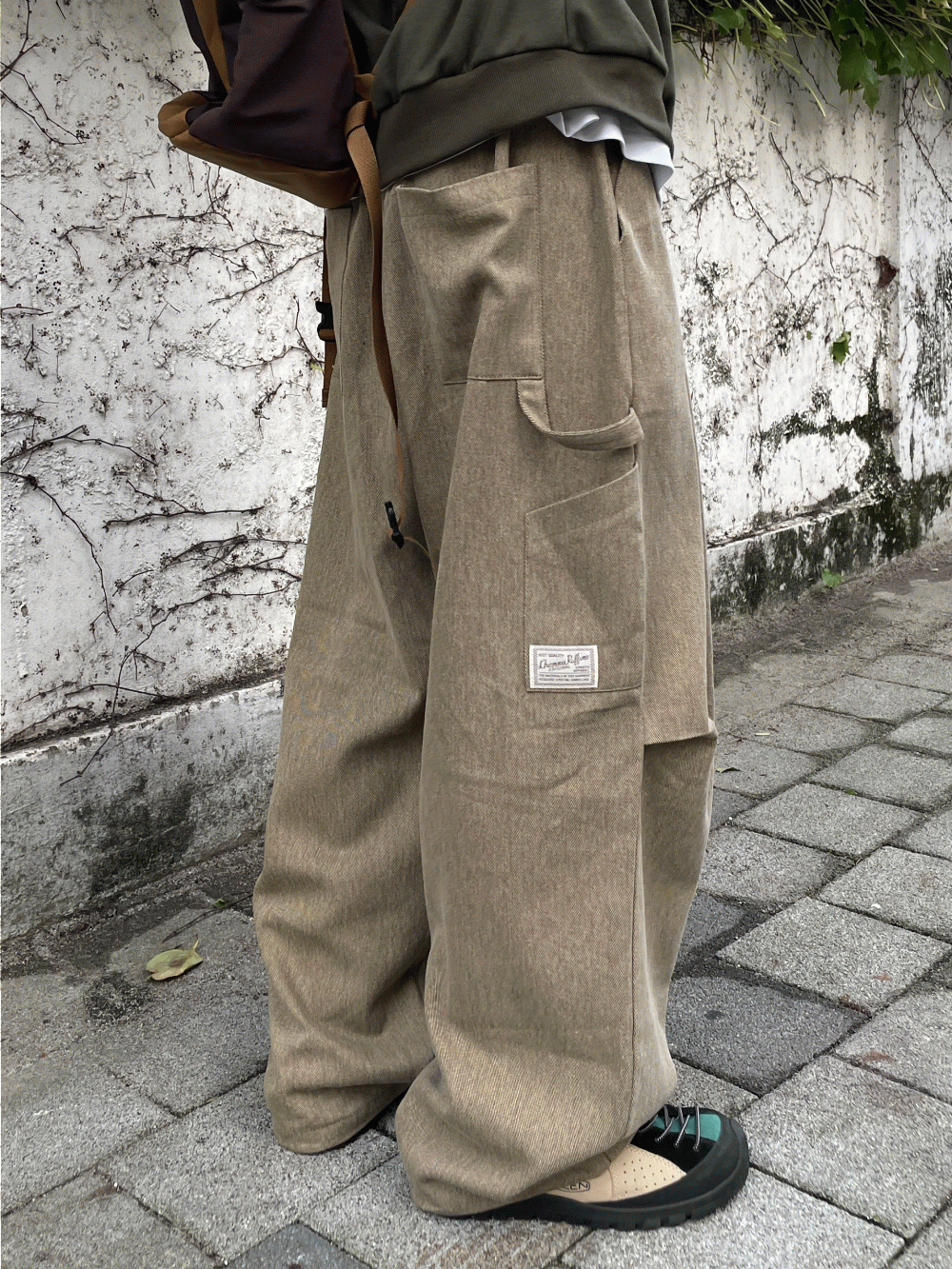 피그먼트 패치 카펜더팬츠