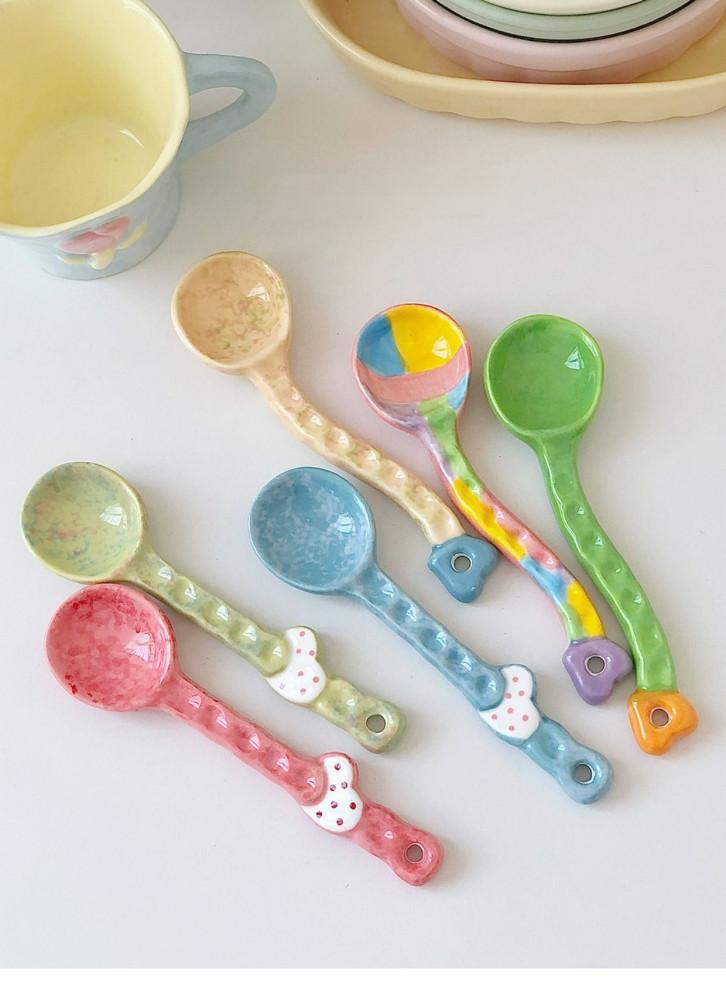 핸드메이드 숟가락 예쁜스푼 홈카페 커트러리 키치 카페 디저트