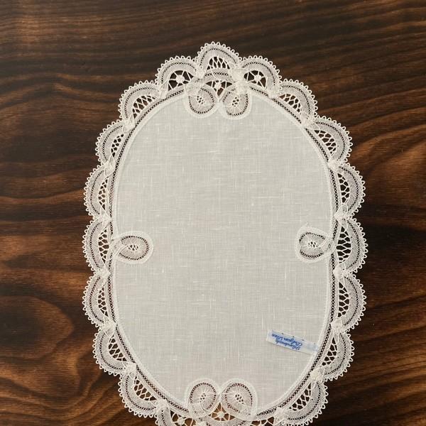 [EDIT] belgian handmade lace doily - oval