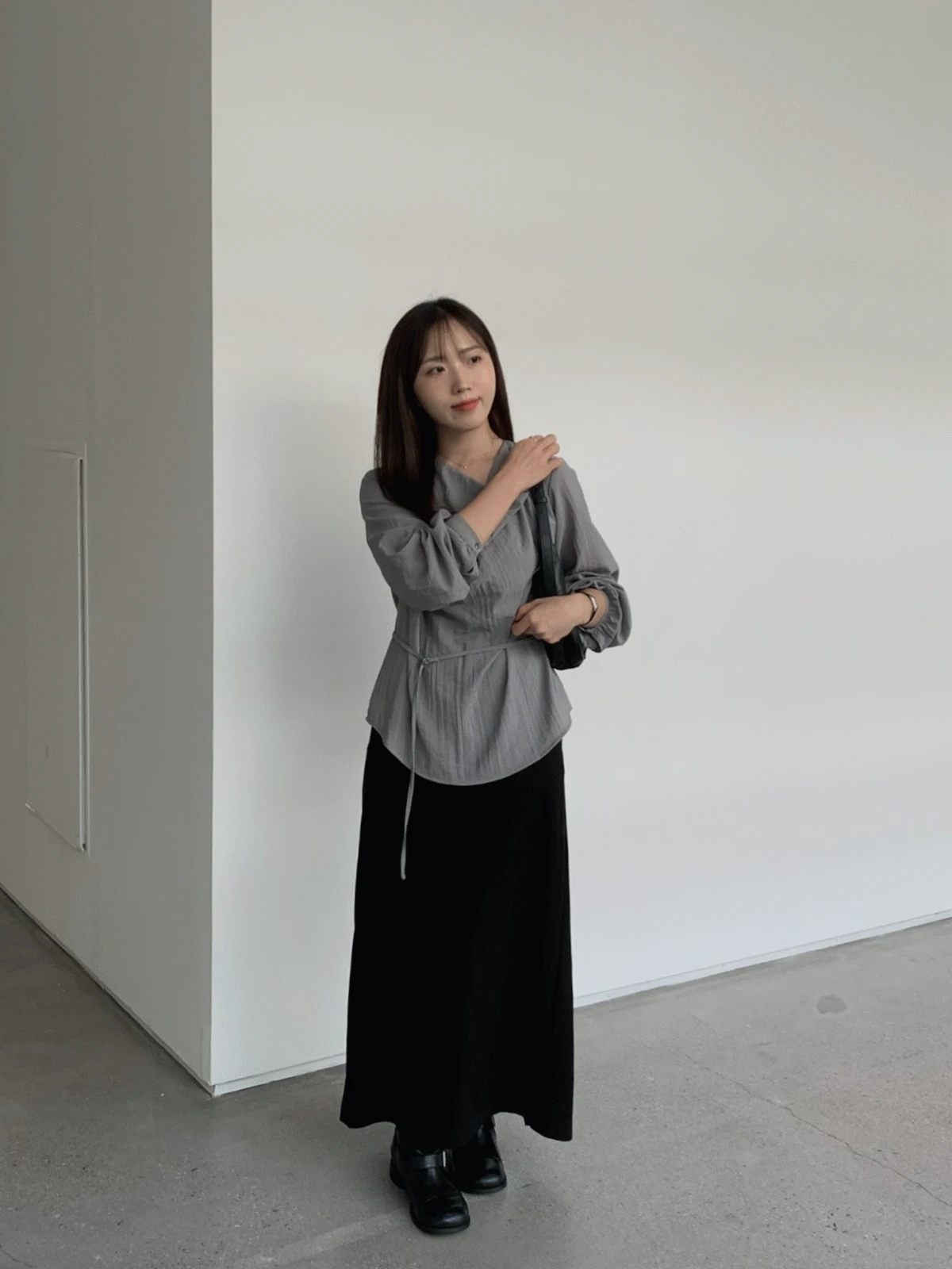 드레이프 스트랩 블라우스