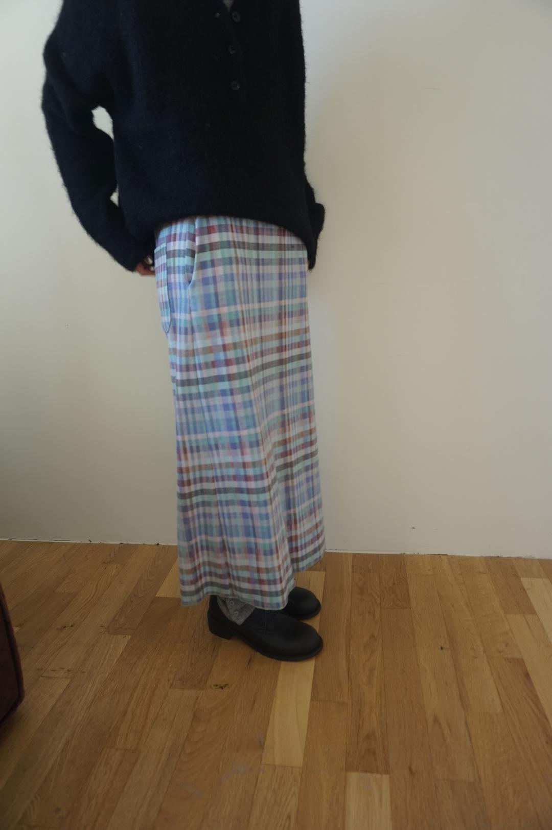 이알알 soft check long skirt