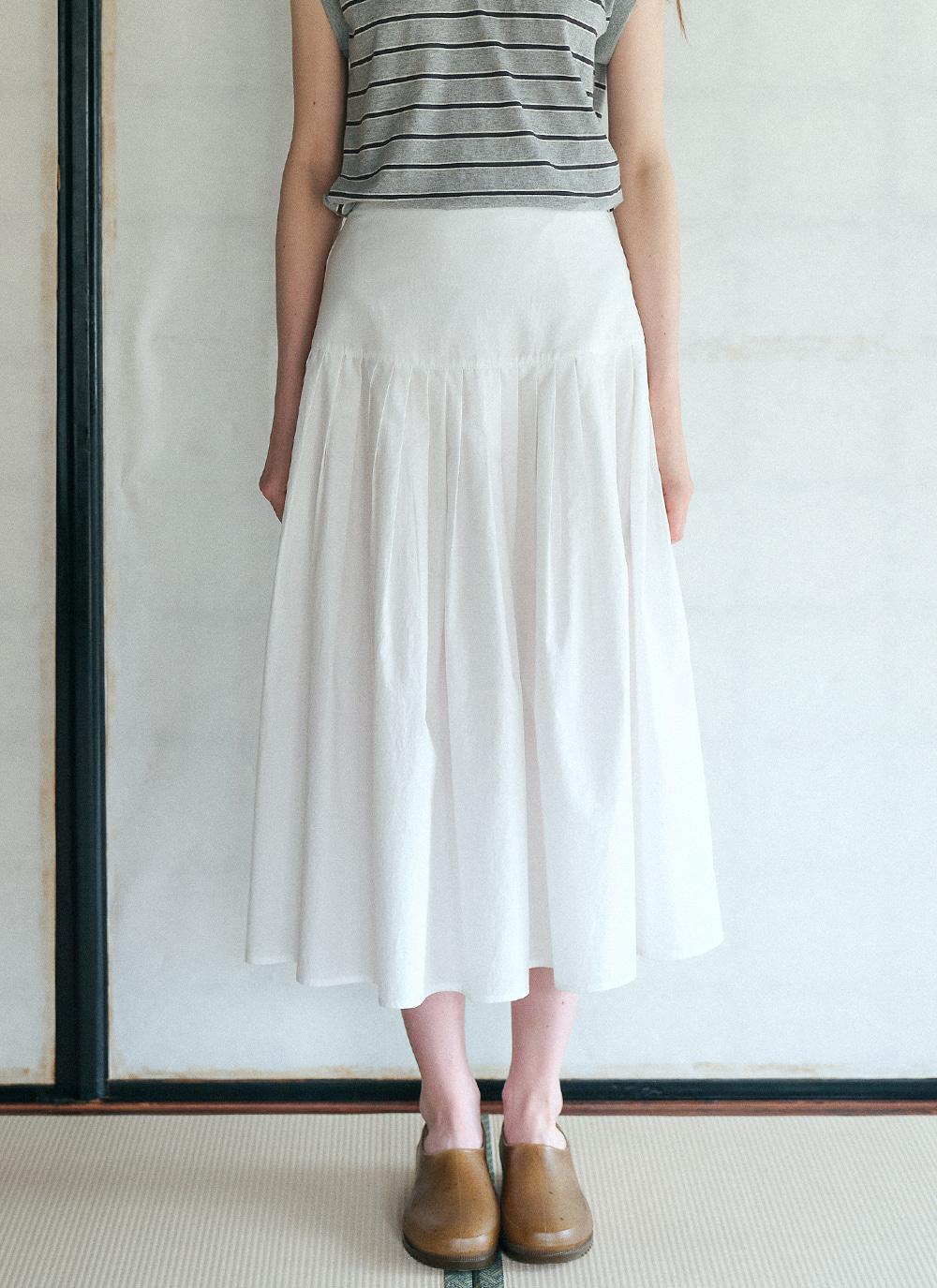 Camberly Pleats Skirt (Ivory)
