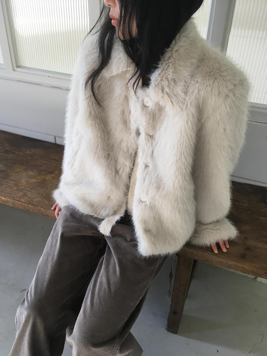 미엔느 [미엔느] rint short fur jacket / 린트 숏 퍼 자켓 (2col)