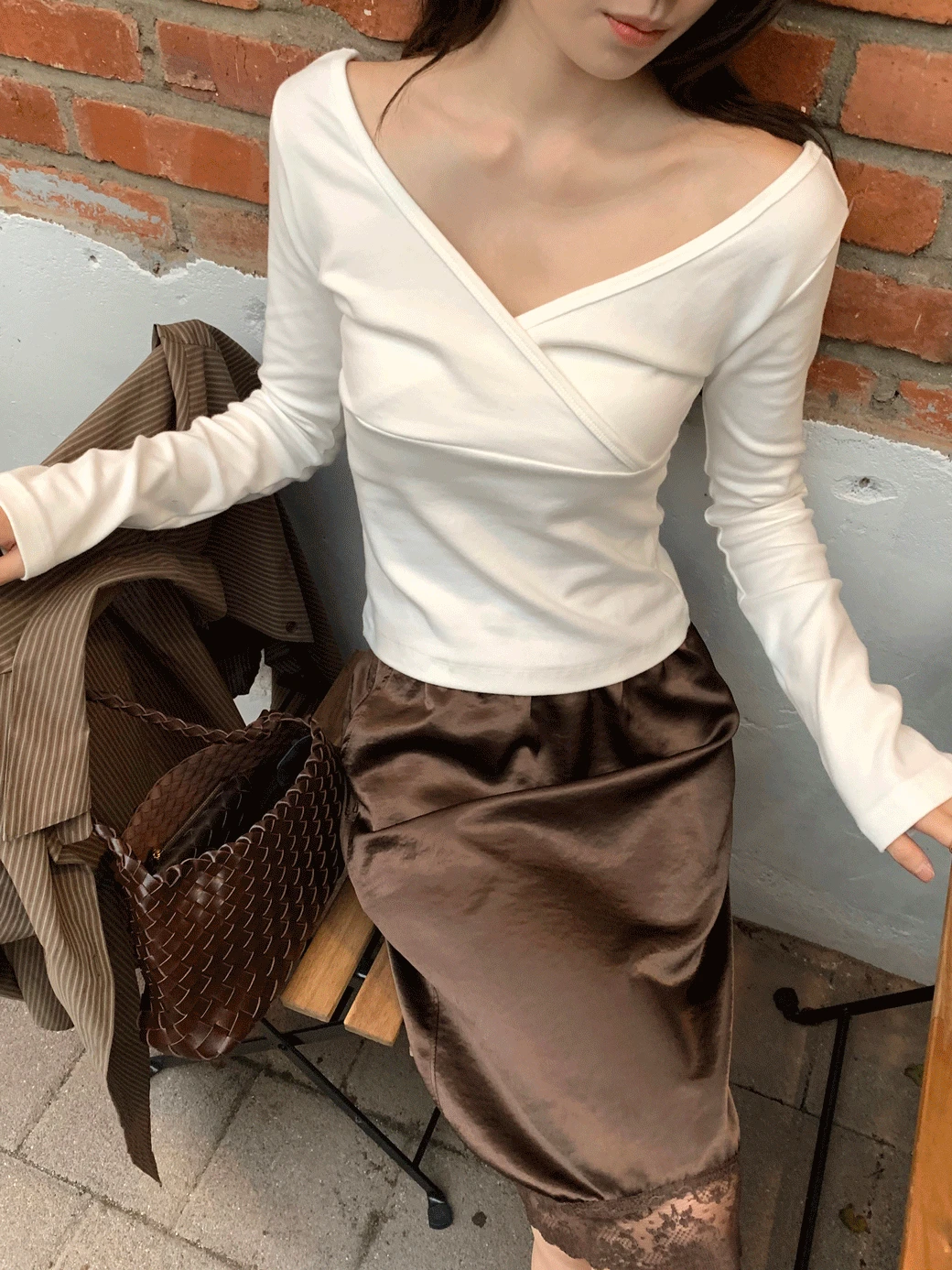 DL. Devine V-Neck Wrap Tee