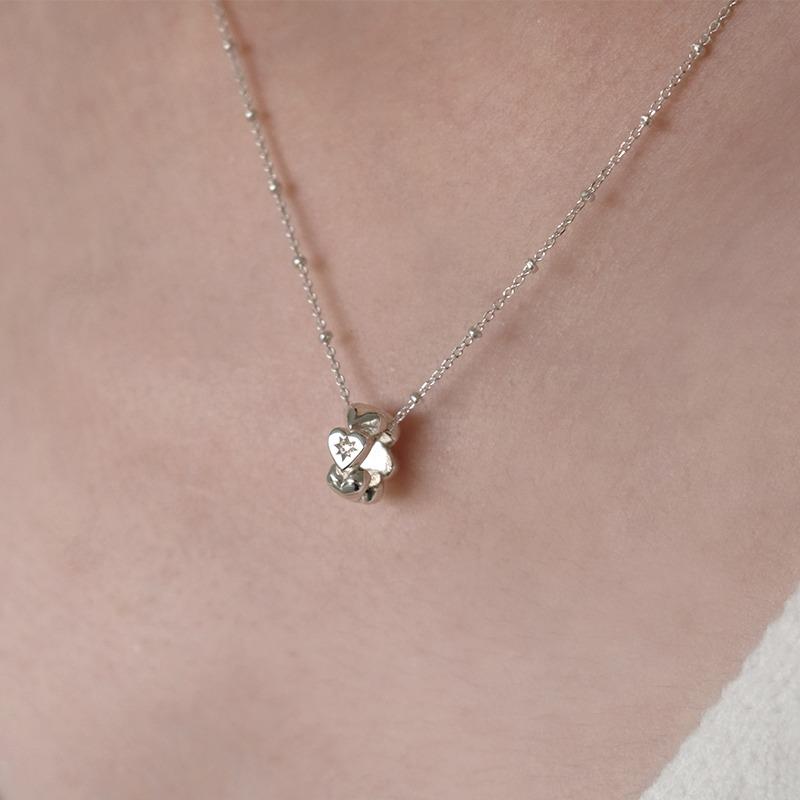 Sparkle circle heart pendant