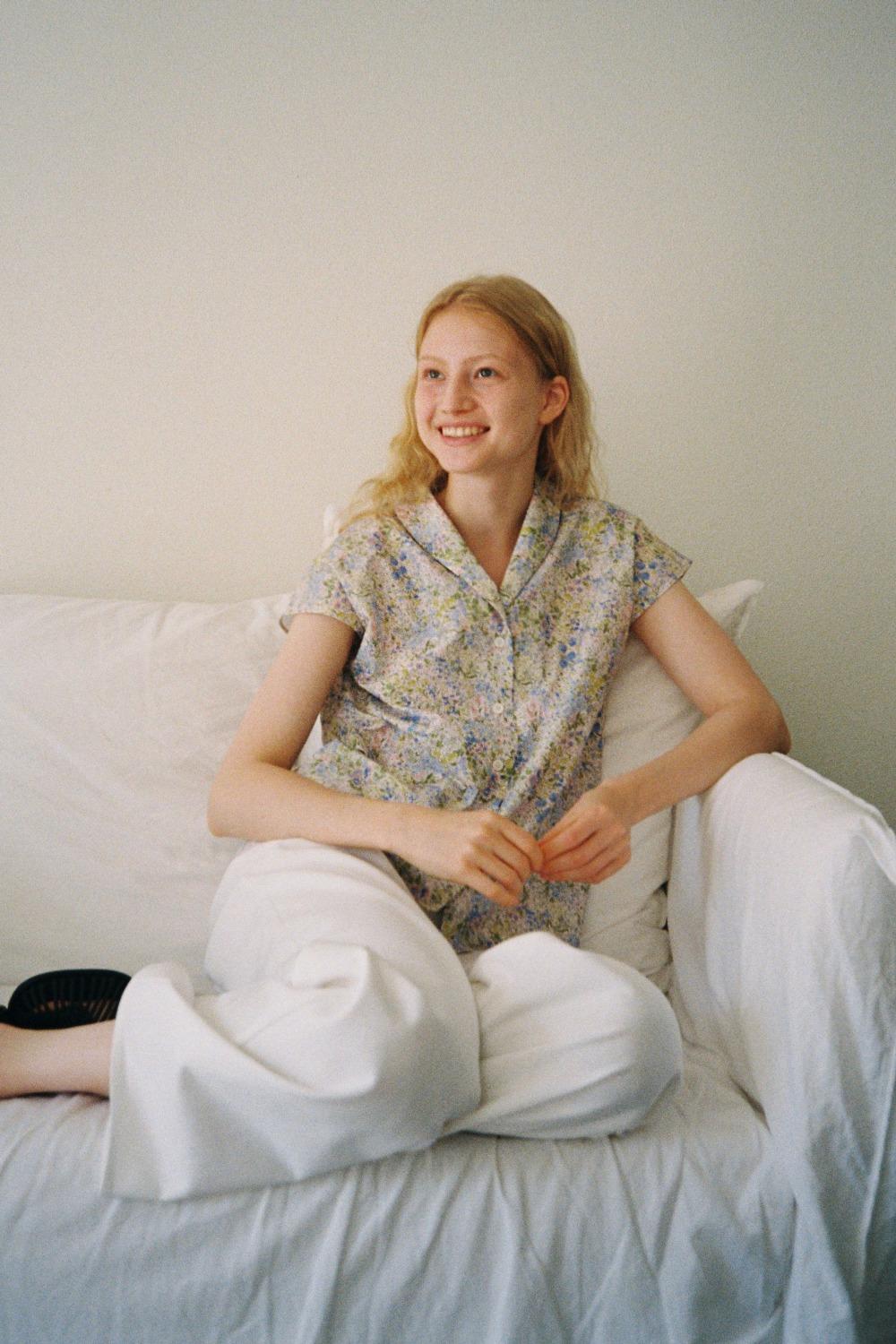 Fiora Shawl-Collar Shirt (light pink)